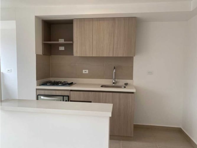 Apartamento de 2 alcobas en venta en Centro, Rionegro, 54 m² · foto 5 de 10