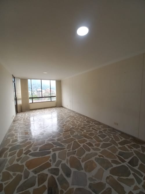 Apartamento de 3 alcobas en venta en La Pola, Ibagué, 105 m² · foto 7 de 24