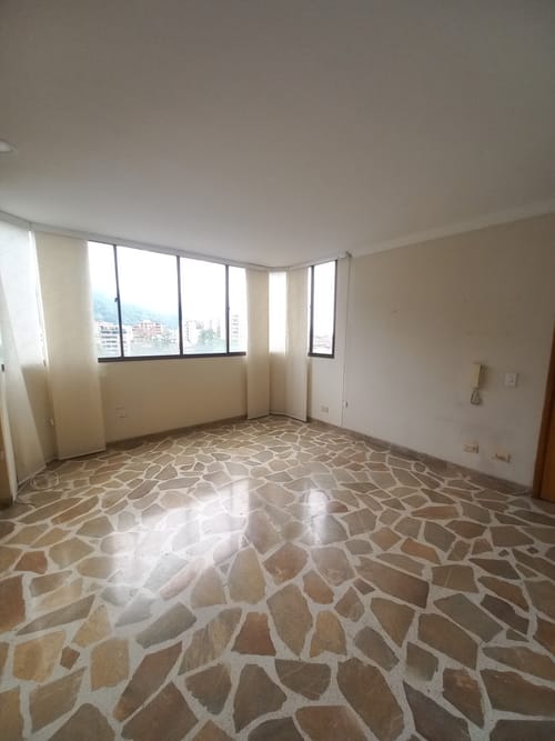Apartamento de 3 alcobas en venta en La Pola, Ibagué, 105 m² · foto 10 de 24