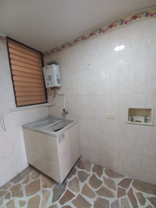 Apartamento de 3 alcobas en venta en La Pola, Ibagué, 105 m² · foto 24 de 24