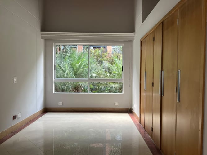 Casa de 3 alcobas en venta en Camino Verde, Envigado, 380 m² · foto 12 de 19