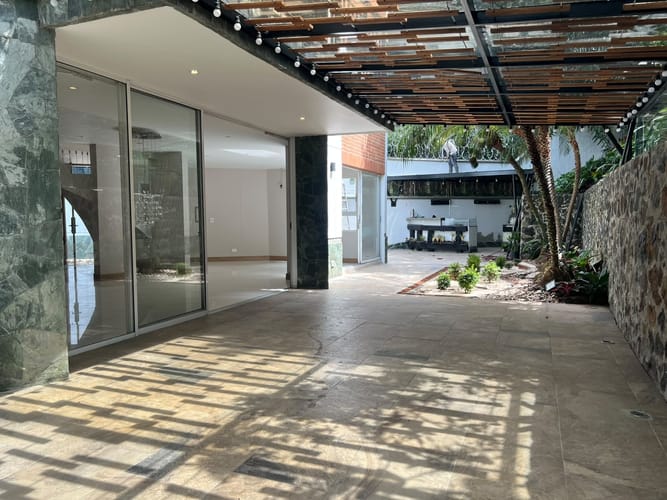Casa de 3 alcobas en venta en Camino Verde, Envigado, 380 m² · foto 16 de 19