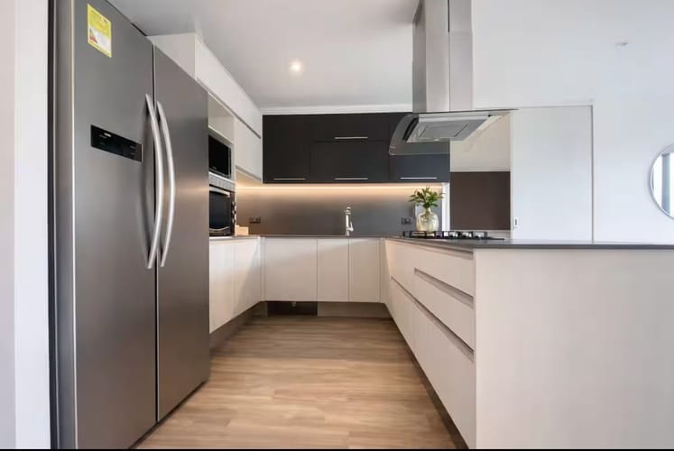 Apartamento de 2 alcobas en arriendo en El Poblado, Medellín, 90 m² · foto 5 de 18