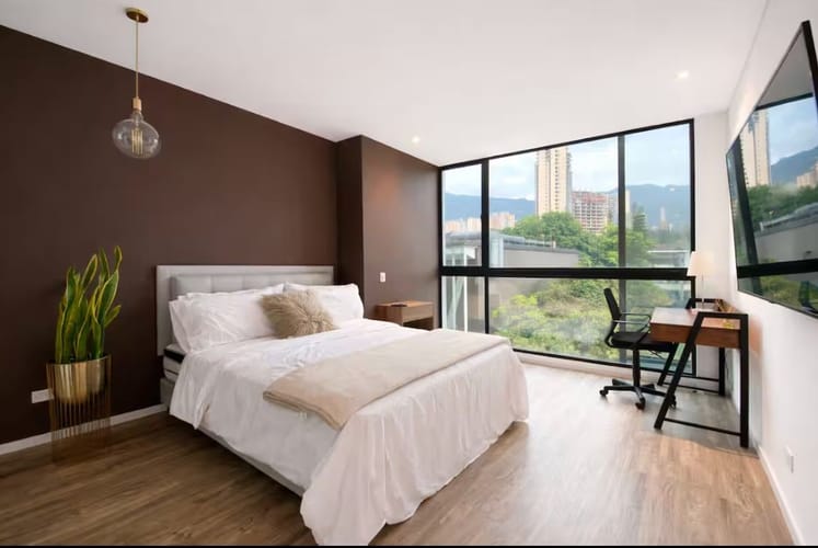 Apartamento de 2 alcobas en arriendo en El Poblado, Medellín, 90 m² · foto 10 de 18