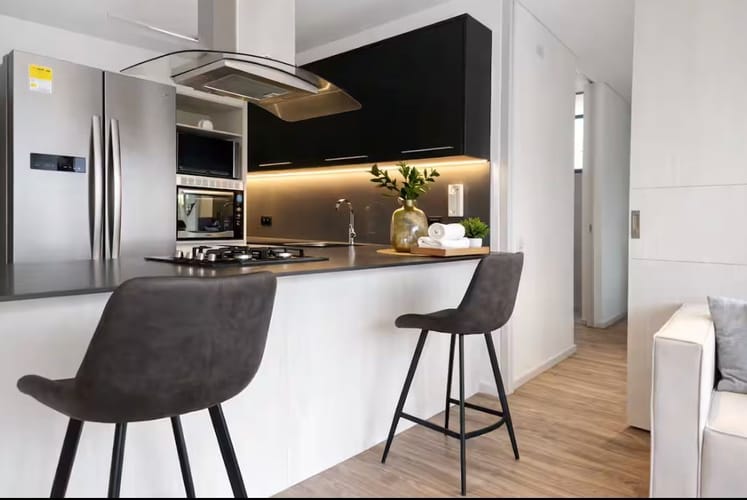 Apartamento de 2 alcobas en arriendo en El Poblado, Medellín, 90 m² · foto 7 de 18