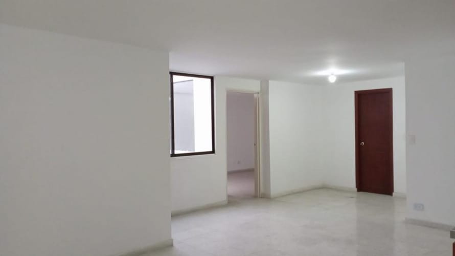 Oficina en arriendo en El Limonar, Cali, 90 m² · foto 3 de 8