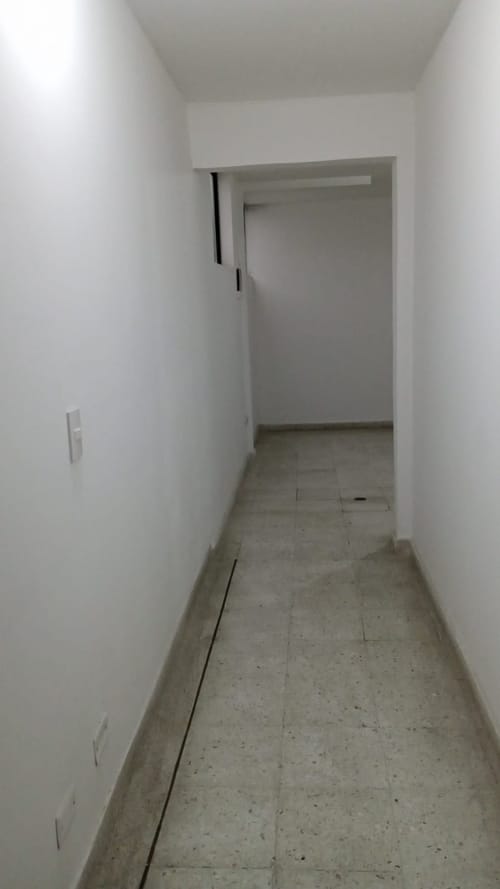Oficina en arriendo en El Limonar, Cali, 90 m² · foto 3 de 10