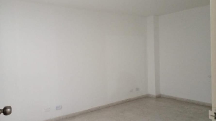 Oficina en arriendo en El Limonar, Cali, 90 m² · foto 8 de 10