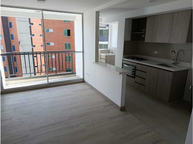 Apartamento de 2 alcobas en venta en Centro, Rionegro, 54 m² · foto 5 de 15