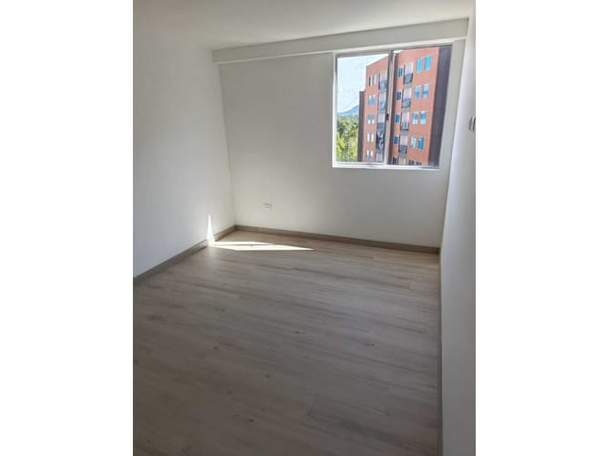 Apartamento de 2 alcobas en venta en Centro, Rionegro, 54 m² · foto 7 de 15