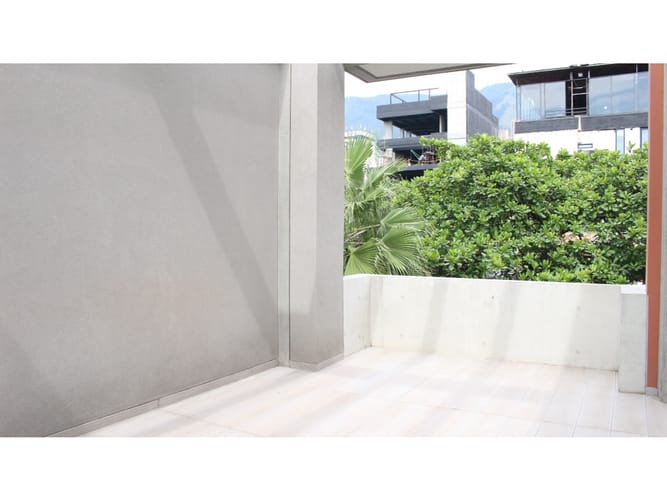 Local en arriendo en Las Lomas, Medellín, 130 m² · foto 6 de 9
