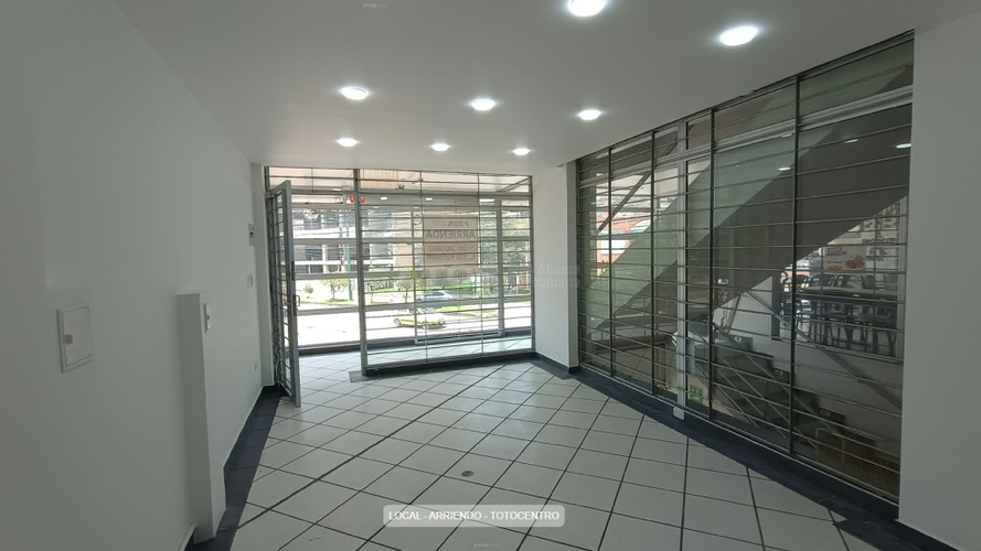 Local en arriendo en Tunja, Tunja, 27 m² · foto 2 de 8