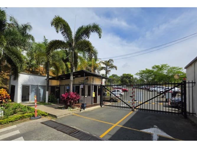 Apartamento de 2 alcobas en venta en Ciudad Melendez, Cali, 63 m² · foto 18 de 19
