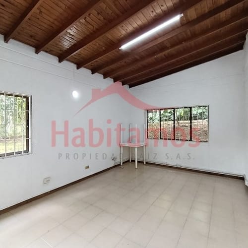 Local en arriendo en La Florida, Medellín, 30 m² · foto 2 de 7