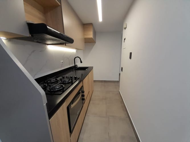 Apartamento de 2 alcobas en arriendo en La Aguacatala, Medellín, 75 m² · foto 5 de 17
