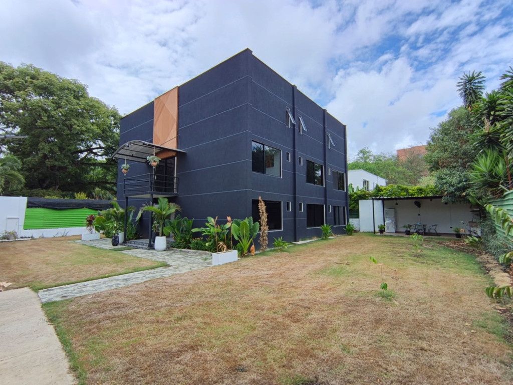 Apartaestudio en arriendo en Pance, Cali · foto 3 de 22