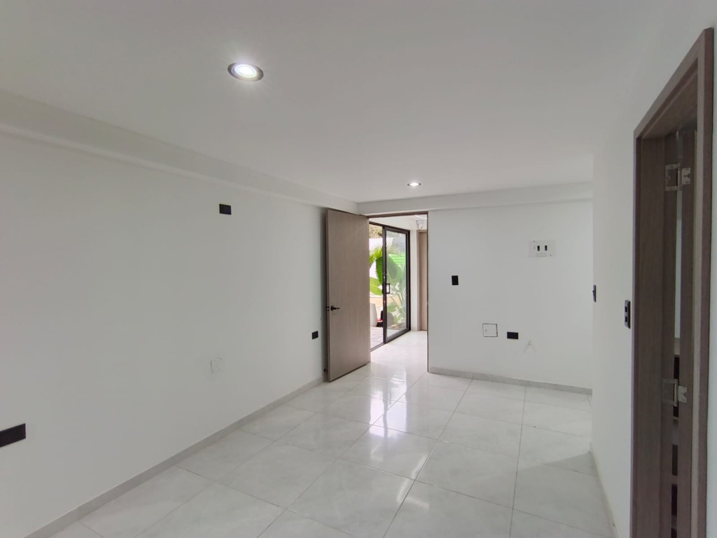 Apartaestudio en arriendo en Pance, Cali · foto 18 de 22