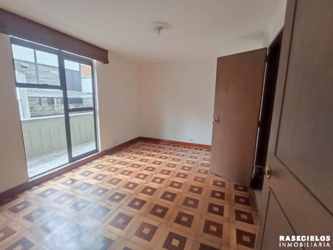Apartamento de 5 alcobas en venta en Colasania, Medellín, 329 m² · foto 10 de 24