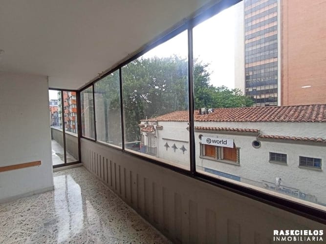 Apartamento de 5 alcobas en venta en Colasania, Medellín, 329 m² · foto 13 de 24