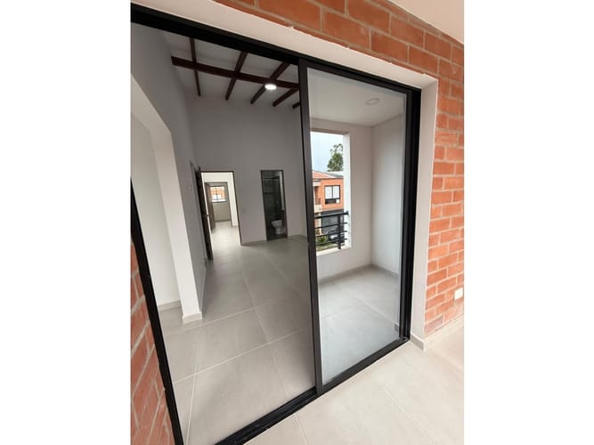 Casa de 4 alcobas en venta en La Ceja, 158 m² · foto 12 de 22