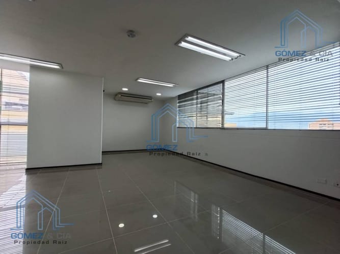 Oficina en arriendo en Milla De Oro, Medellín, 55 m² · foto 7 de 9