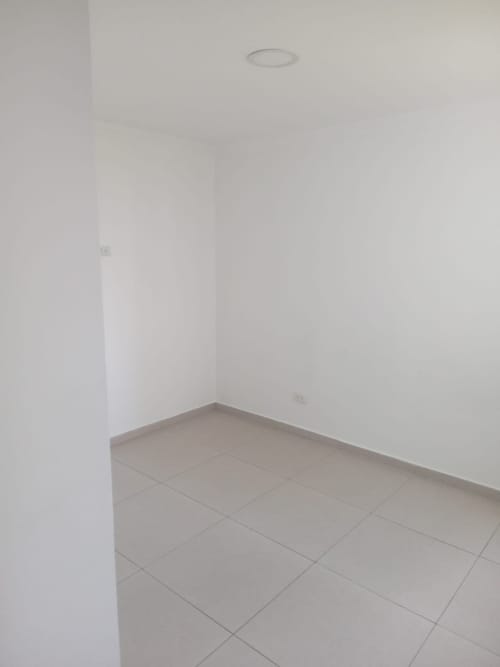 Apartamento de 2 alcobas en venta en Cencar- Yumbo, Yumbo, 60 m² · foto 5 de 12