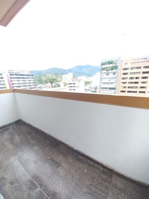 Apartamento de 4 alcobas en venta en Centro, Ibagué, 134 m² · foto 4 de 24