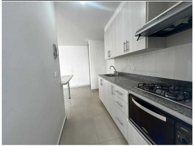 Apartamento de 3 alcobas en venta en Yarumal, Rionegro, 76 m² · foto 4 de 22