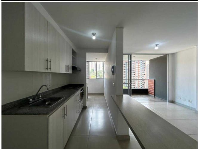 Apartamento de 3 alcobas en venta en Yarumal, Rionegro, 76 m² · foto 5 de 22