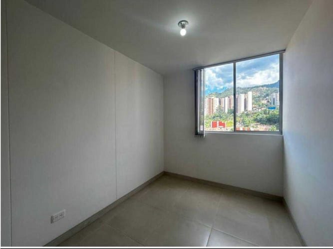 Apartamento de 3 alcobas en venta en Yarumal, Rionegro, 76 m² · foto 9 de 22