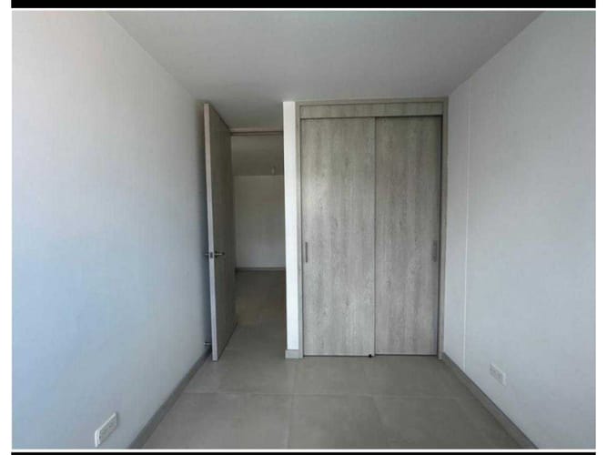 Apartamento de 3 alcobas en venta en Yarumal, Rionegro, 76 m² · foto 10 de 22