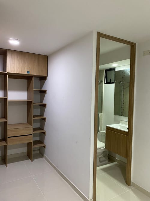 Apartamento en venta en Valle Del Lili, Cali · foto 13 de 19