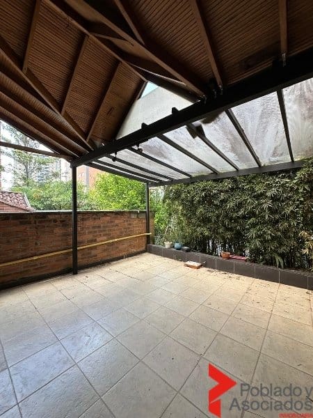 Apartamento de 4 alcobas en arriendo en La Frontera, Medellín, 400 m² · foto 6 de 22