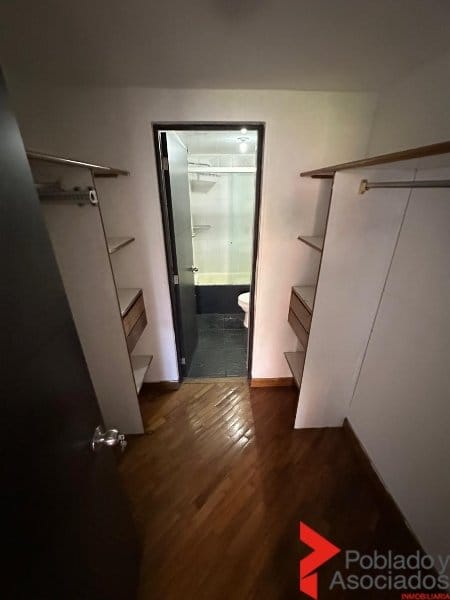 Apartamento de 4 alcobas en arriendo en La Frontera, Medellín, 400 m² · foto 10 de 22