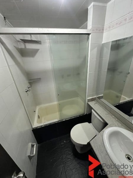 Apartamento de 4 alcobas en arriendo en La Frontera, Medellín, 400 m² · foto 12 de 22