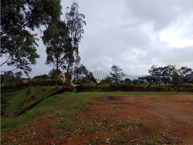 Lote en venta en El Carmen De Viboral, El Carmen de Viboral, 2700 m² · foto 10 de 12