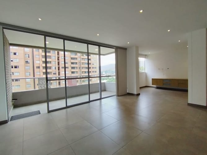 Apartamento de 2 alcobas en arriendo en Villa Carlota, Medellín, 86 m² · foto 7 de 24