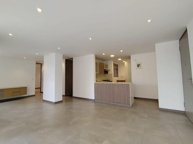 Apartamento de 2 alcobas en arriendo en Villa Carlota, Medellín, 86 m² · foto 9 de 24