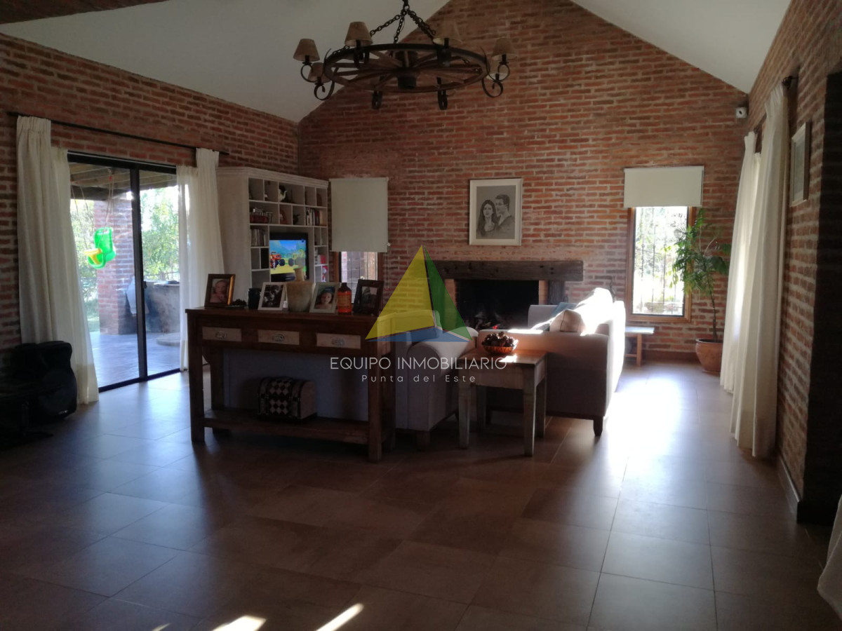 Foto 3 de 28