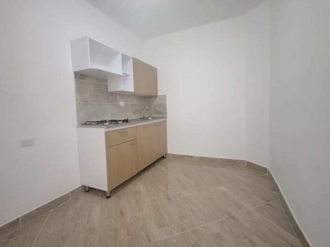 Local en arriendo en Diego Echavarria, Medellín, 110 m² · foto 2 de 19
