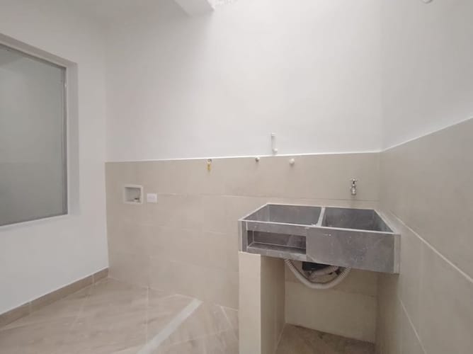 Local en arriendo en Diego Echavarria, Medellín, 110 m² · foto 14 de 19