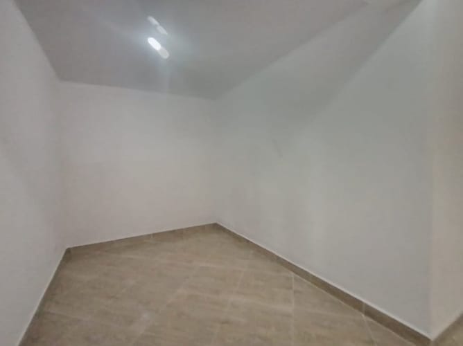 Local en arriendo en Diego Echavarria, Medellín, 110 m² · foto 18 de 19