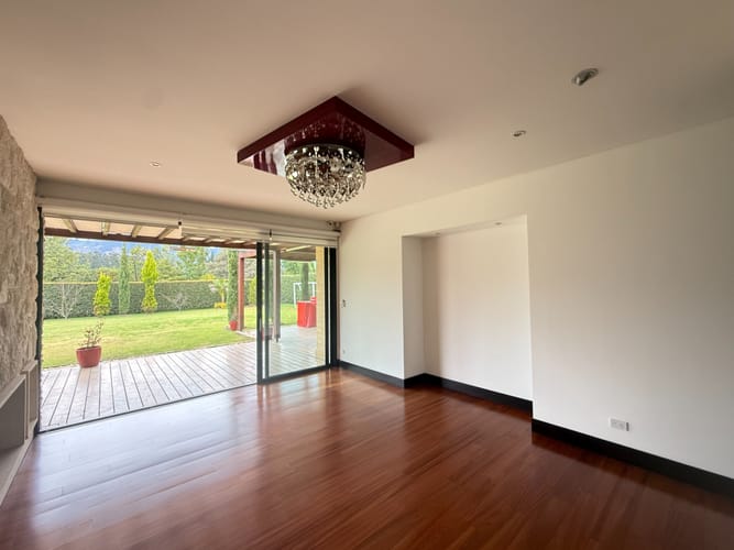 Casa de 4 alcobas en arriendo en Hatogrande, Sopó, 368 m² · foto 8 de 20