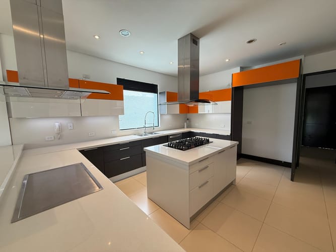 Casa de 4 alcobas en arriendo en Hatogrande, Sopó, 368 m² · foto 6 de 20