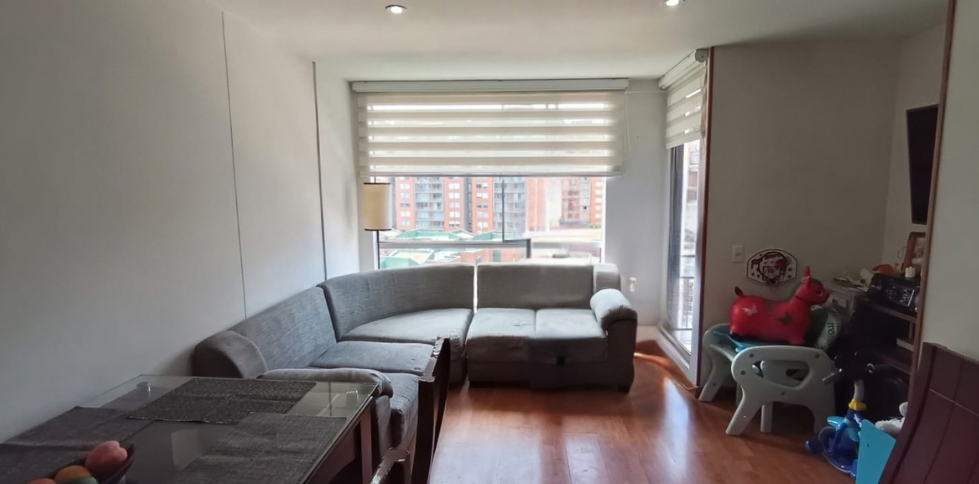 Apartamento de 3 alcobas en venta en Colina Campestre, Bogotá, 69 m² · foto 1 de 13