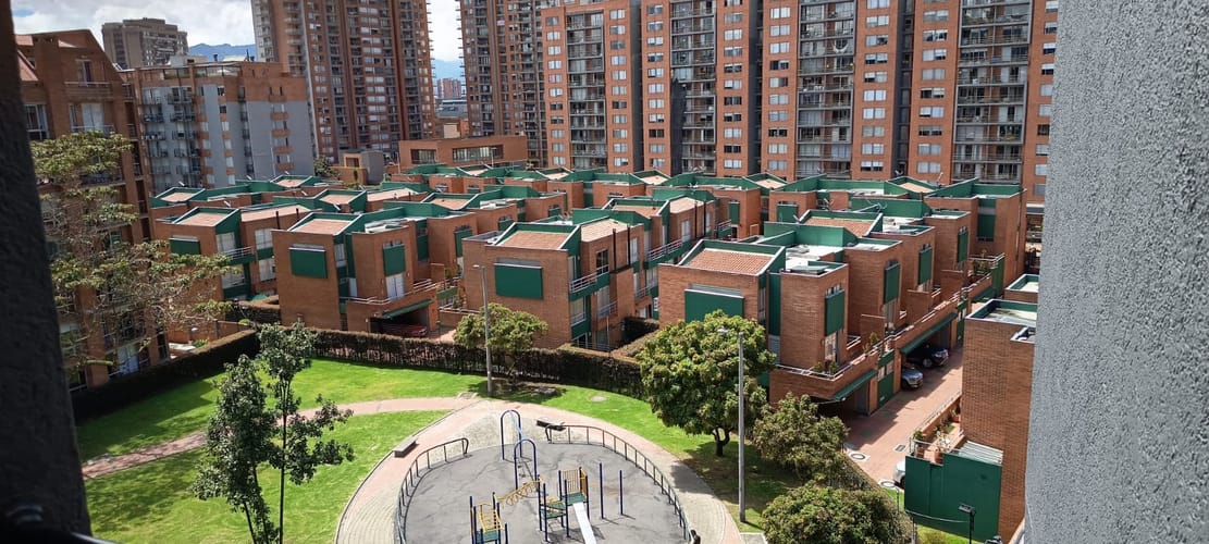 Apartamento de 3 alcobas en venta en Colina Campestre, Bogotá, 69 m² · foto 11 de 13
