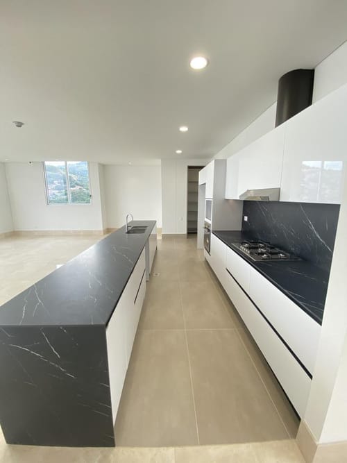 Apartamento en venta en La Arboleda, Cali · foto 2 de 22