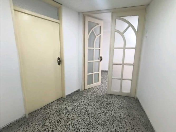 Oficina en arriendo en Guayaquil, Armenia, 42 m² · foto 11 de 13