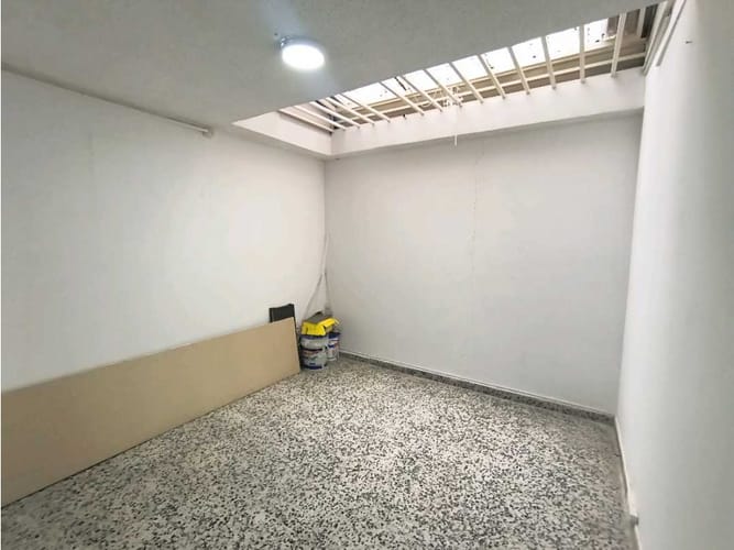 Oficina en arriendo en Guayaquil, Armenia, 42 m² · foto 12 de 13