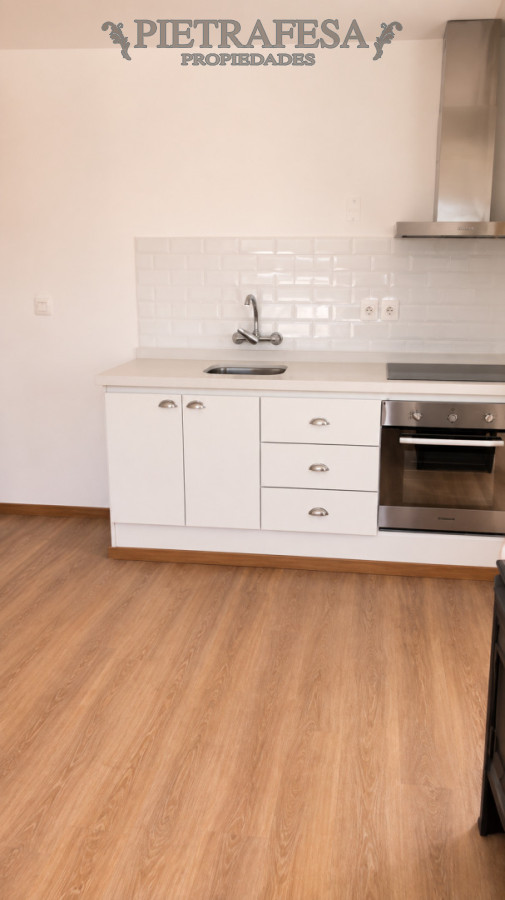 Apartamento en alquiler, 1 dormitorio, 1 baño, balcón. Prado. · Foto 4